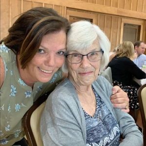 Meet your Posher, Lori